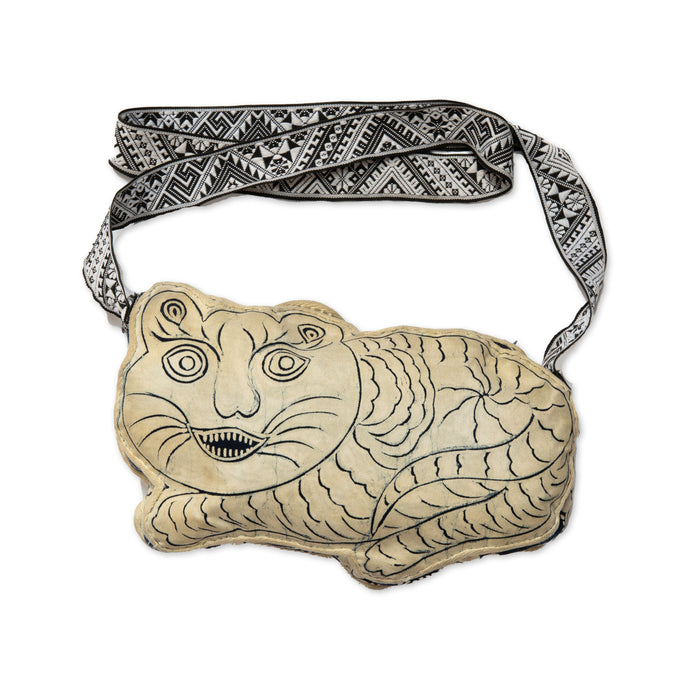 Batik Cat Sling Bag (1 of 3)